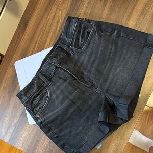 American Eagle Outfitters women black shorts